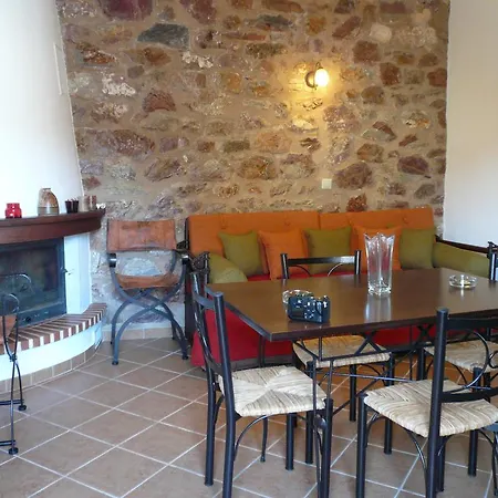 Guest house Xenonas Thalis Skoutarion