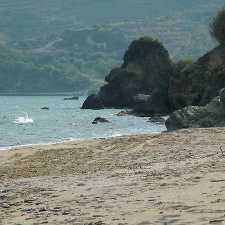 Guest house Xenonas Thalis Skoutarion