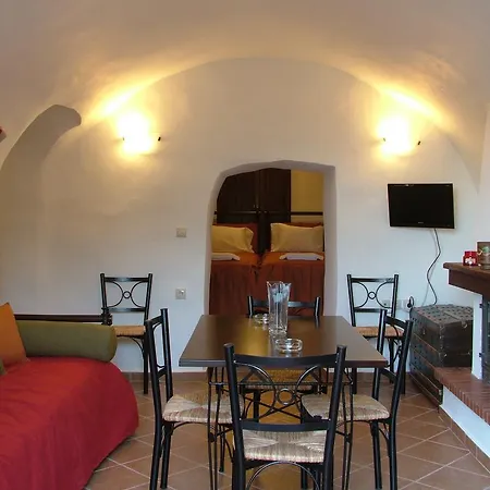 Casa de hóspedes Xenonas Thalis Skoutárion