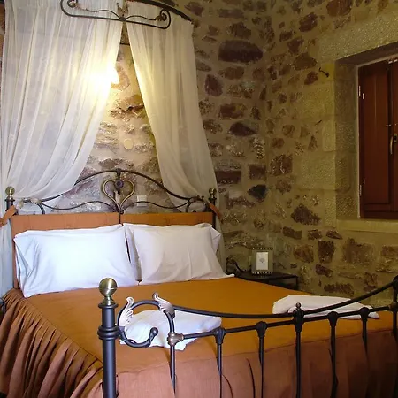 Xenonas Thalis Skoutárion